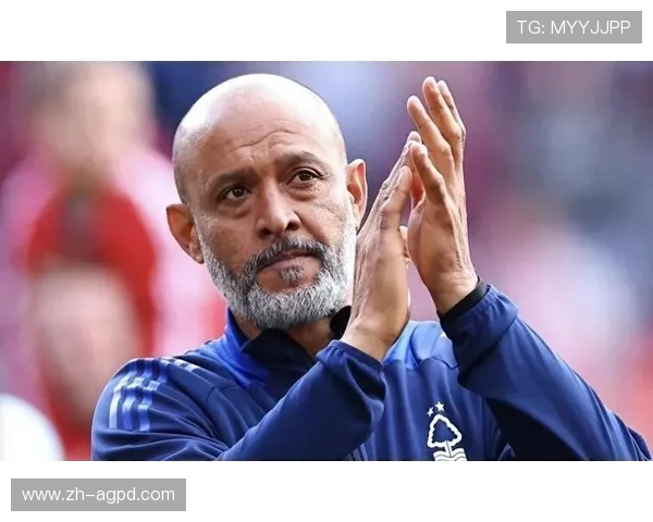 英超联赛曼城队主教练：曼城主帅的战术安排与球队表现